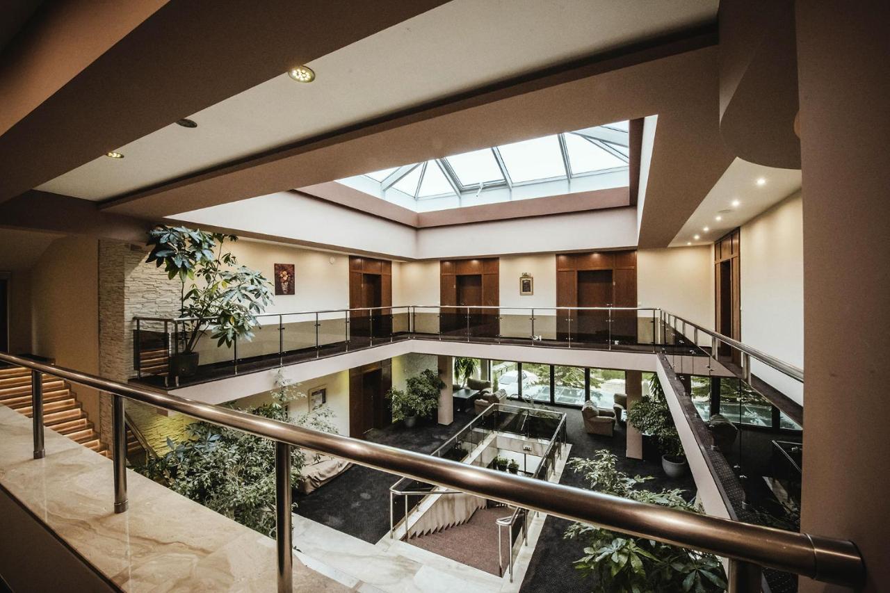 Vakarel Hotel Villa Ekaterina מראה חיצוני תמונה