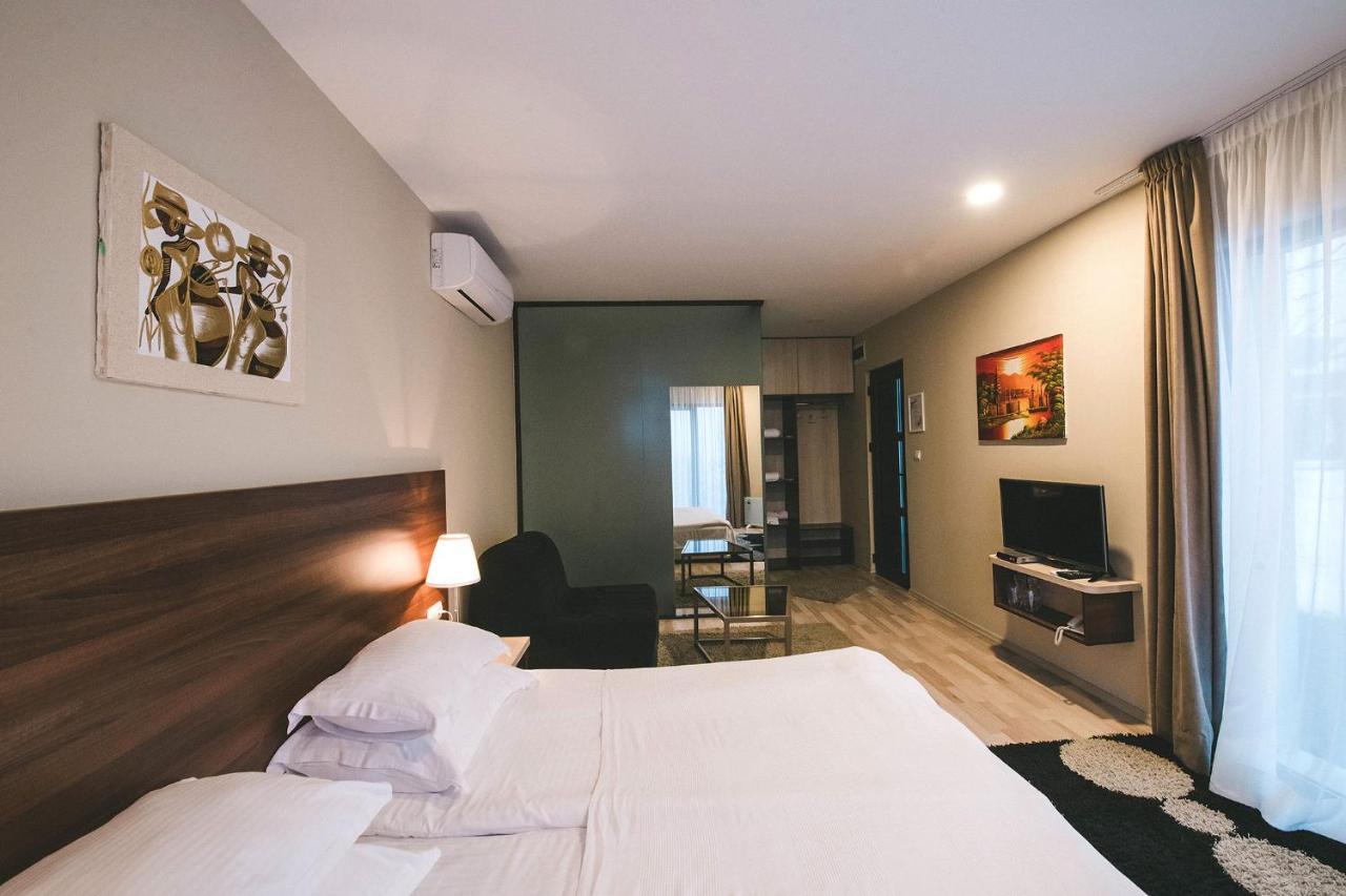 Vakarel Hotel Villa Ekaterina מראה חיצוני תמונה