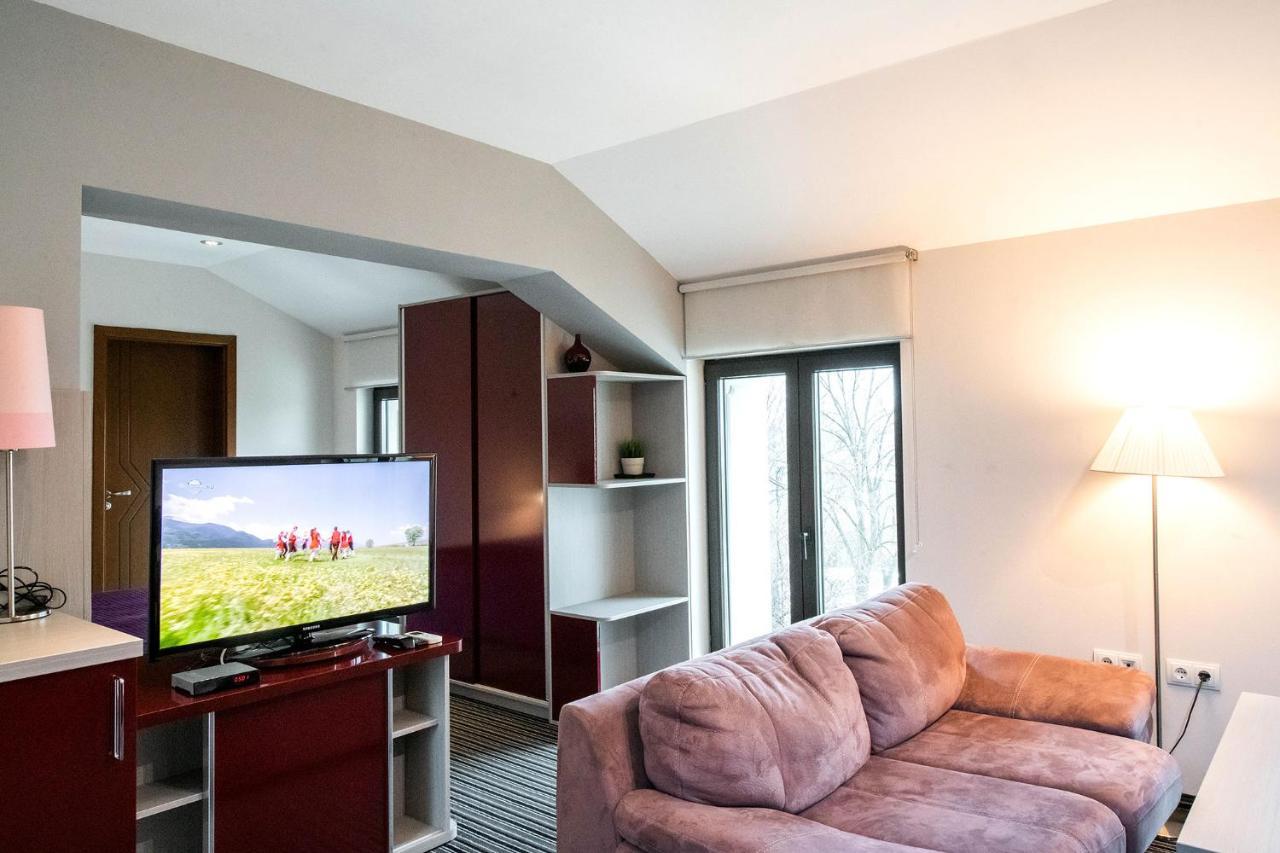 Vakarel Hotel Villa Ekaterina מראה חיצוני תמונה
