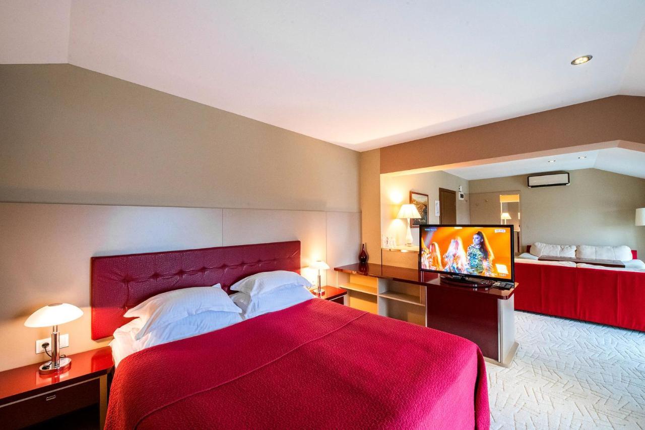 Vakarel Hotel Villa Ekaterina מראה חיצוני תמונה