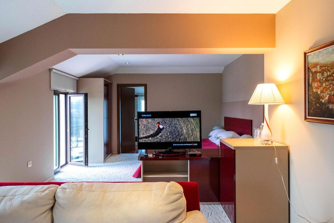 Vakarel Hotel Villa Ekaterina מראה חיצוני תמונה