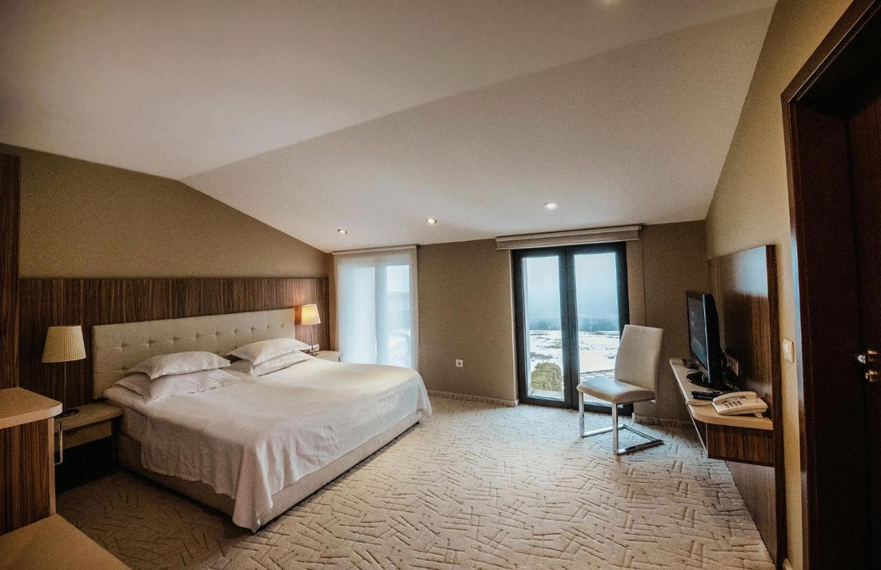 Vakarel Hotel Villa Ekaterina מראה חיצוני תמונה
