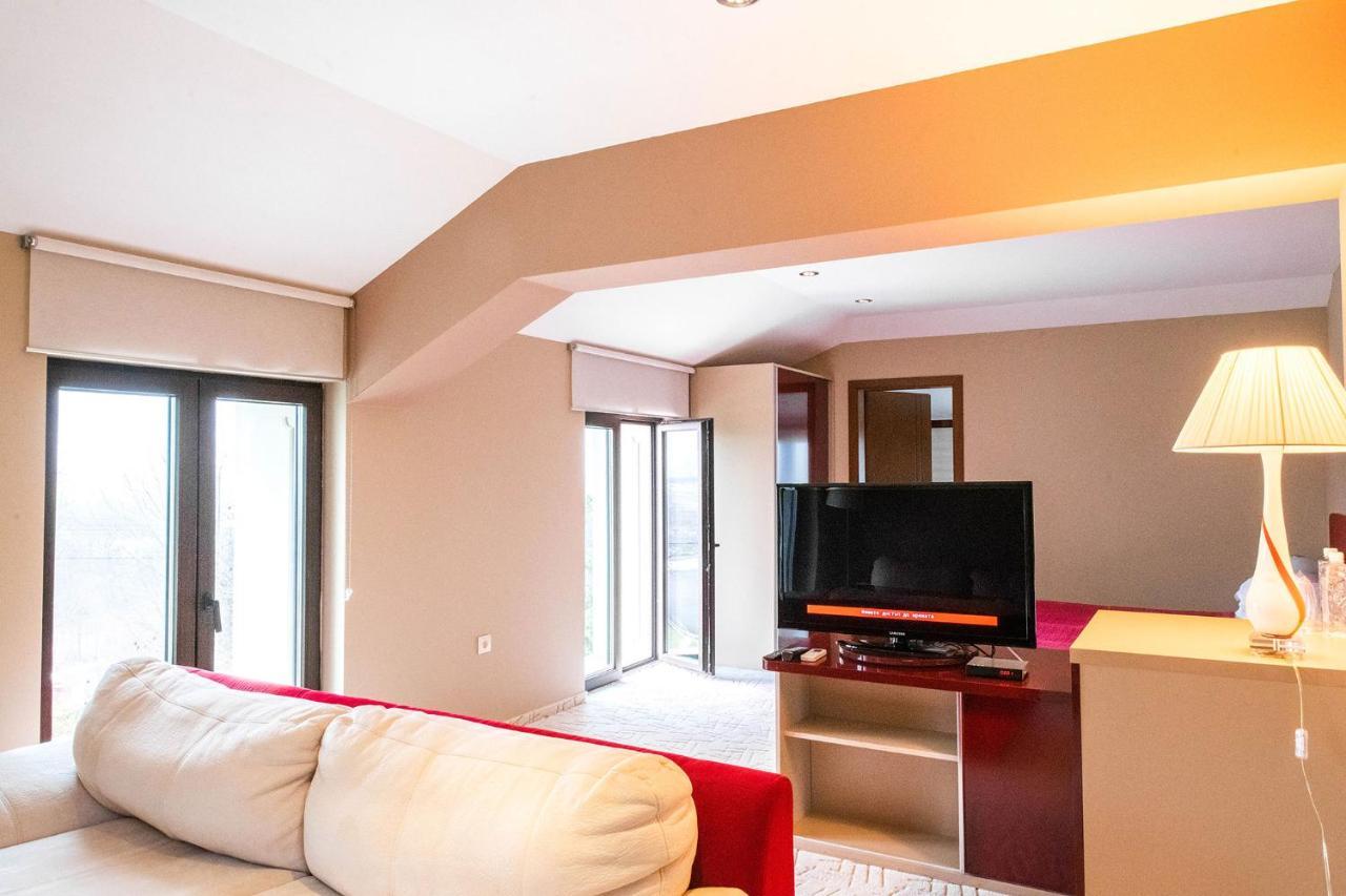 Vakarel Hotel Villa Ekaterina מראה חיצוני תמונה