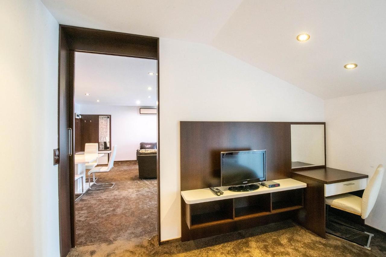 Vakarel Hotel Villa Ekaterina מראה חיצוני תמונה